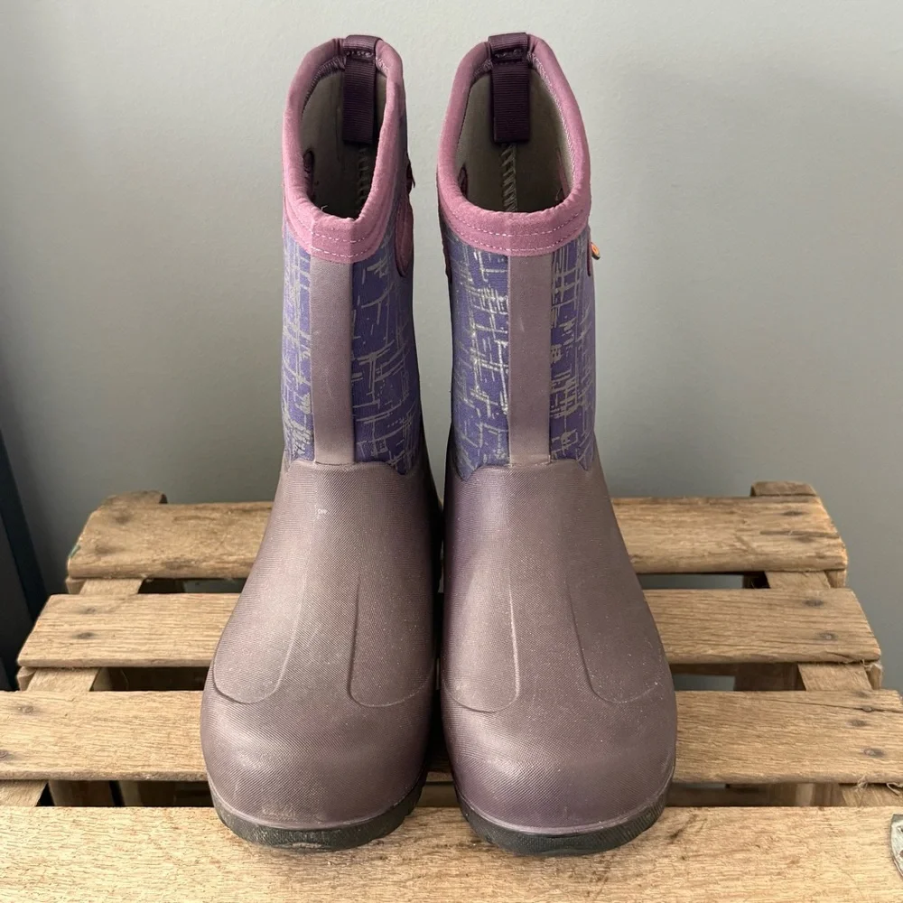 Bogs Kids Neo Classic Waterproof Winter Rain Boots -‎ Size 4Y A24
